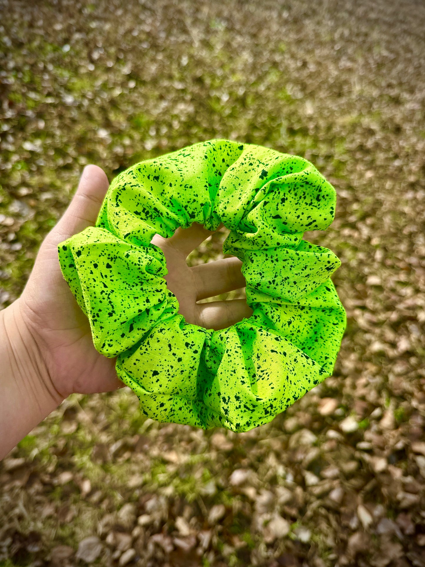 Green Speckled Scrunchie (Regular)