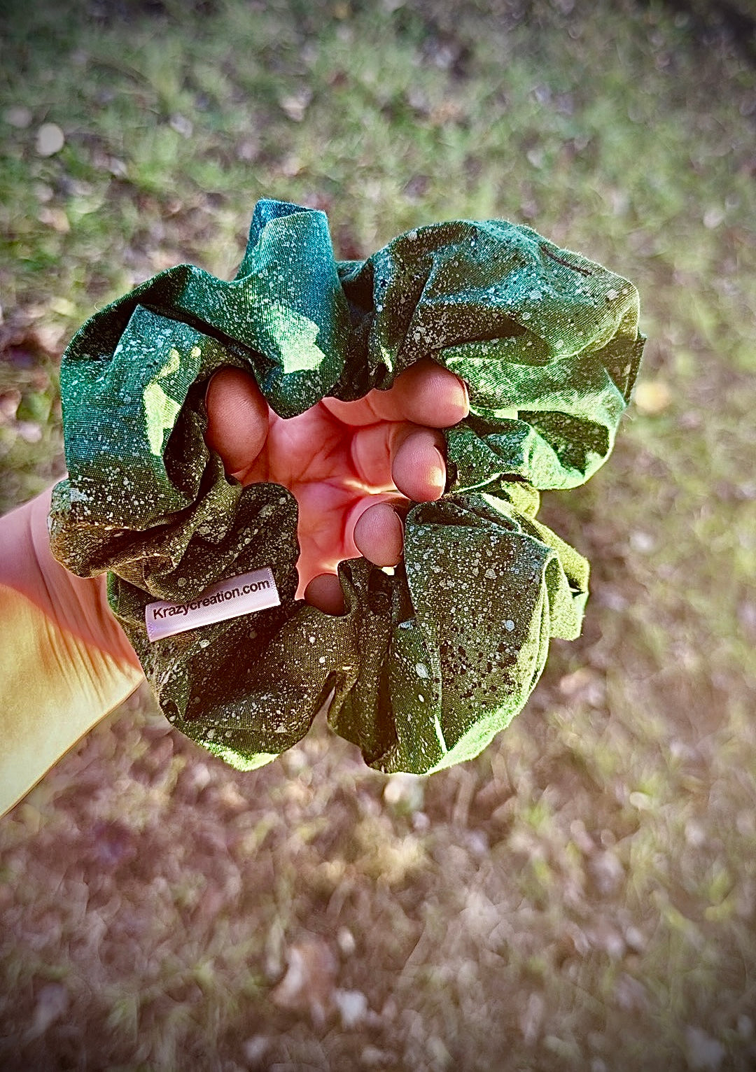 Green Abstract (Regular)